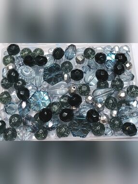 Czech glass loose Montana blue & Steel blue bead mix 100pcs